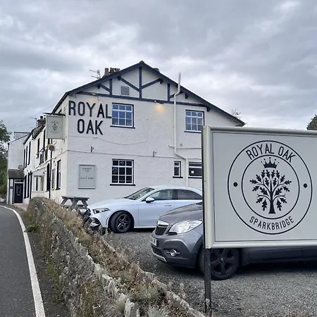 Hotel The Royal Oak *